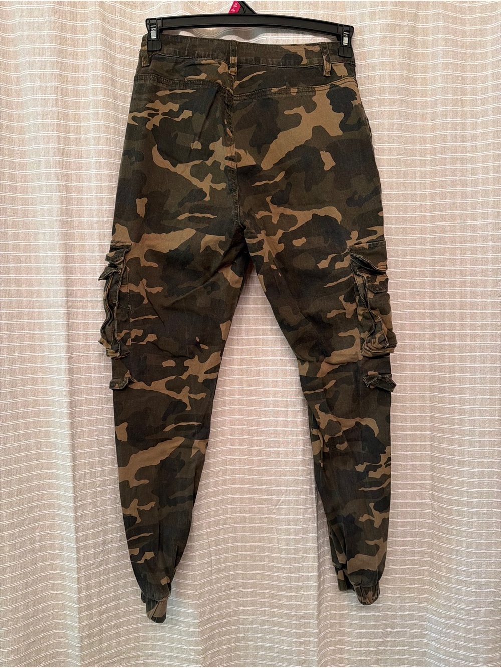 Men's Camouflage Cargo Pants - Olive Camo